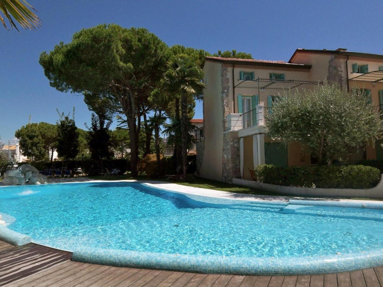 Liro Apartments Lido di Jesolo Eksteriør billede