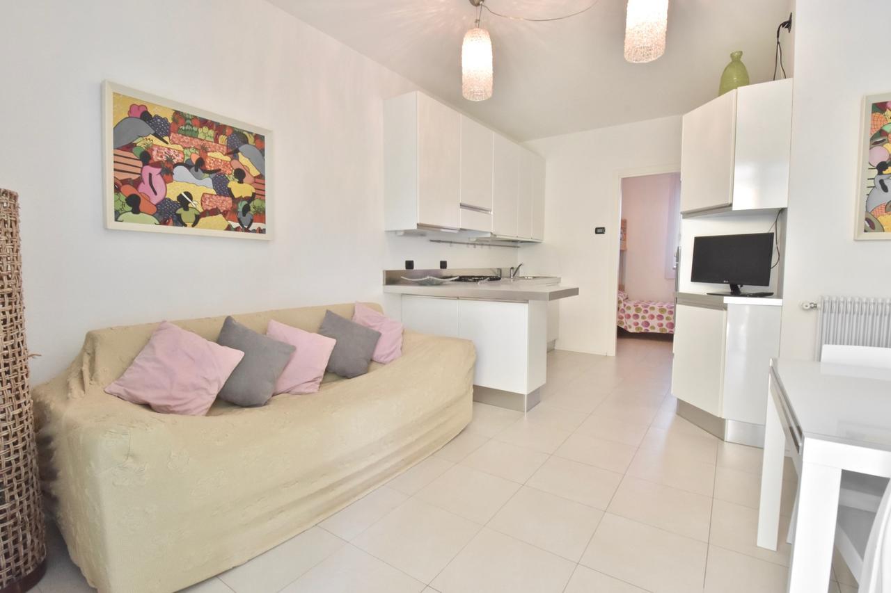 Liro Apartments Lido di Jesolo Eksteriør billede